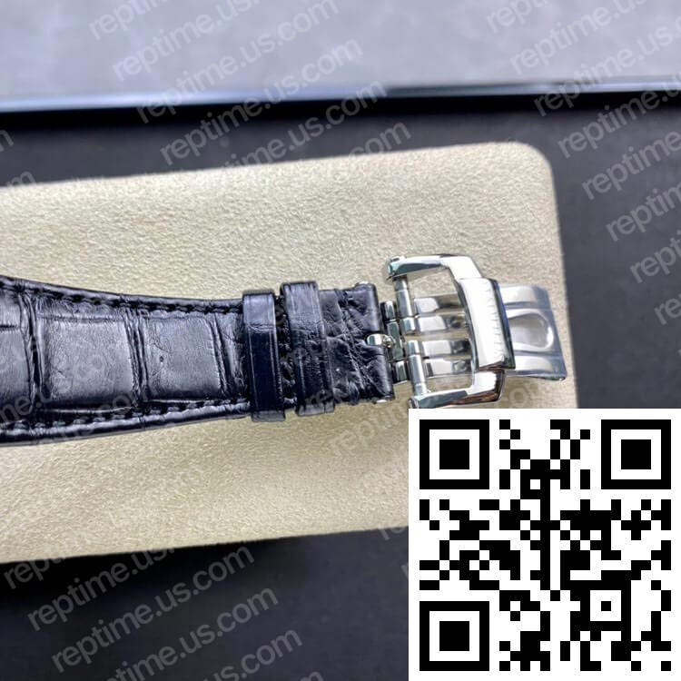 Patek Philippe Nautilus 5711G-001 Grey Dial - Image 3