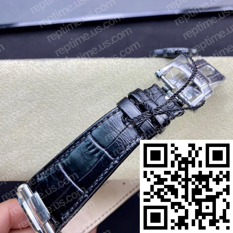 Patek Philippe Nautilus 5711G-001 Grey Dial - Image 5