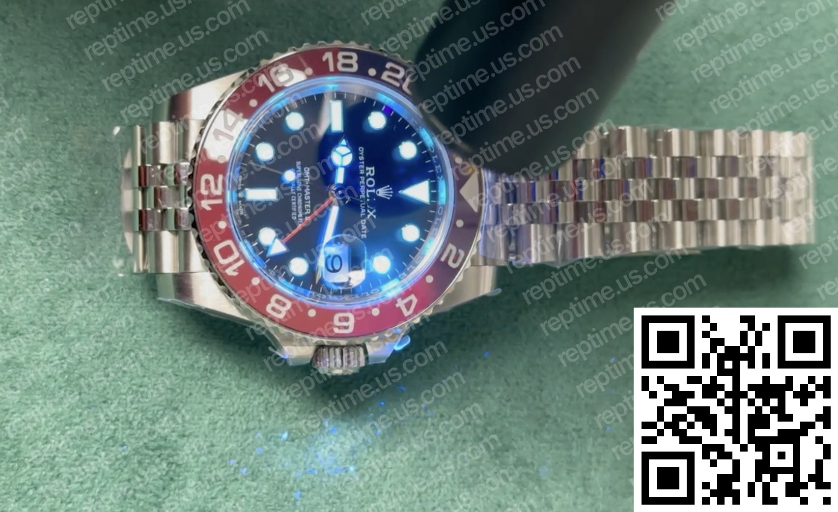 Rolex GMT Master II Pepsi Cerachrom Feature 2024 - Image 5